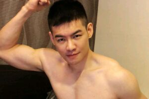 身材健壮迷人的肌肉型男，有点上头哦-大壹博客