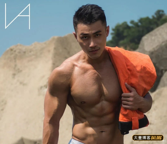 猛男消防员，太有雄性魅力了，被称为天花板的男人！