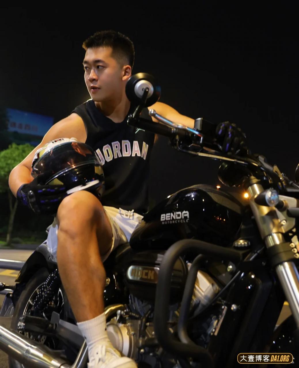 跟一米九篮球体育生谈恋爱是什么体验? 跟一米九篮球体育生谈恋爱是什么体验?