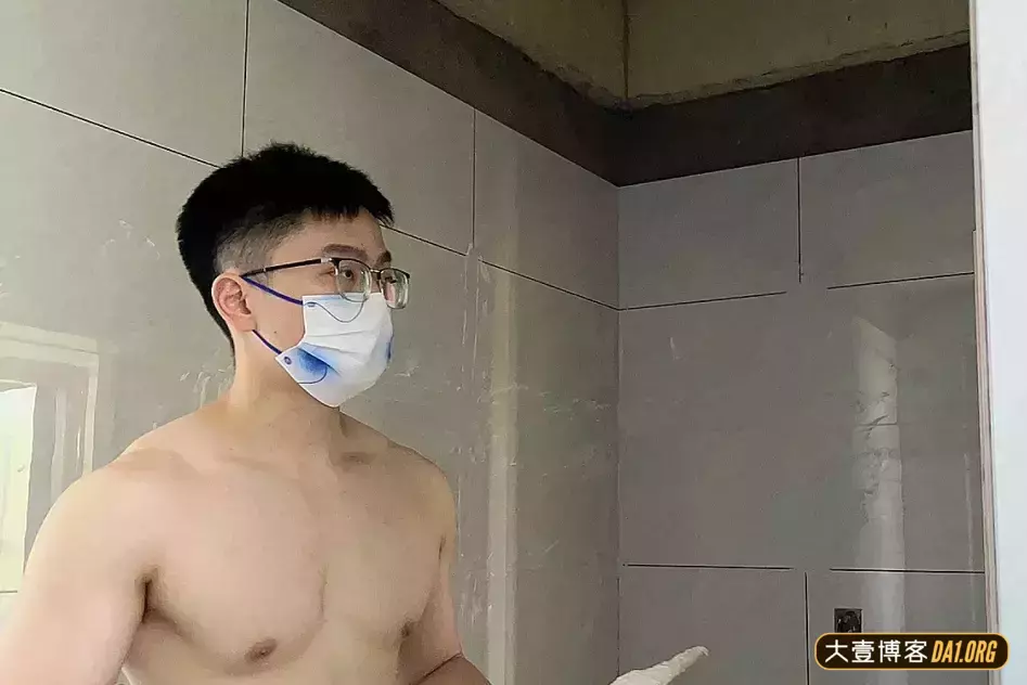 白皙的肌肉粉刷匠，虎狼之词差点就喷出来了-大壹博客