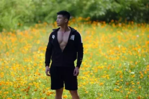 天菜帅哥的成长之路，喜欢现在的他还是以前的他？-大壹博客