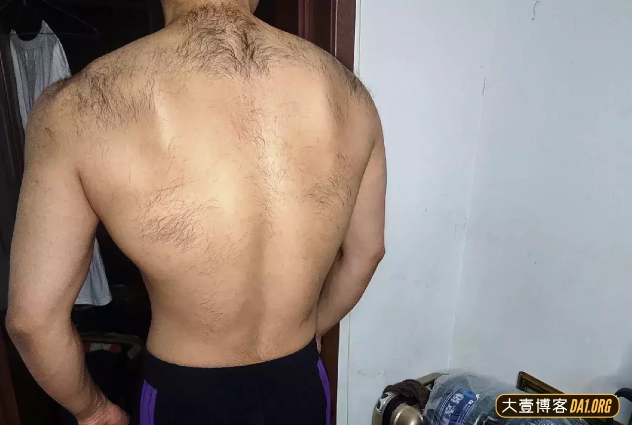 你喜欢体毛旺盛的帅哥们吗？