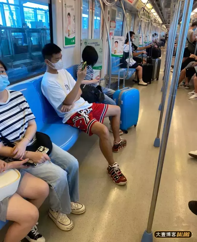 生活中那些不期而遇的擦肩，你有心动过吗？