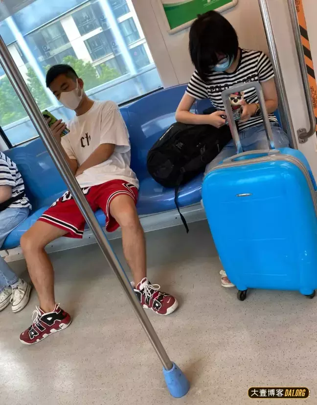 生活中那些不期而遇的擦肩，你有心动过吗？