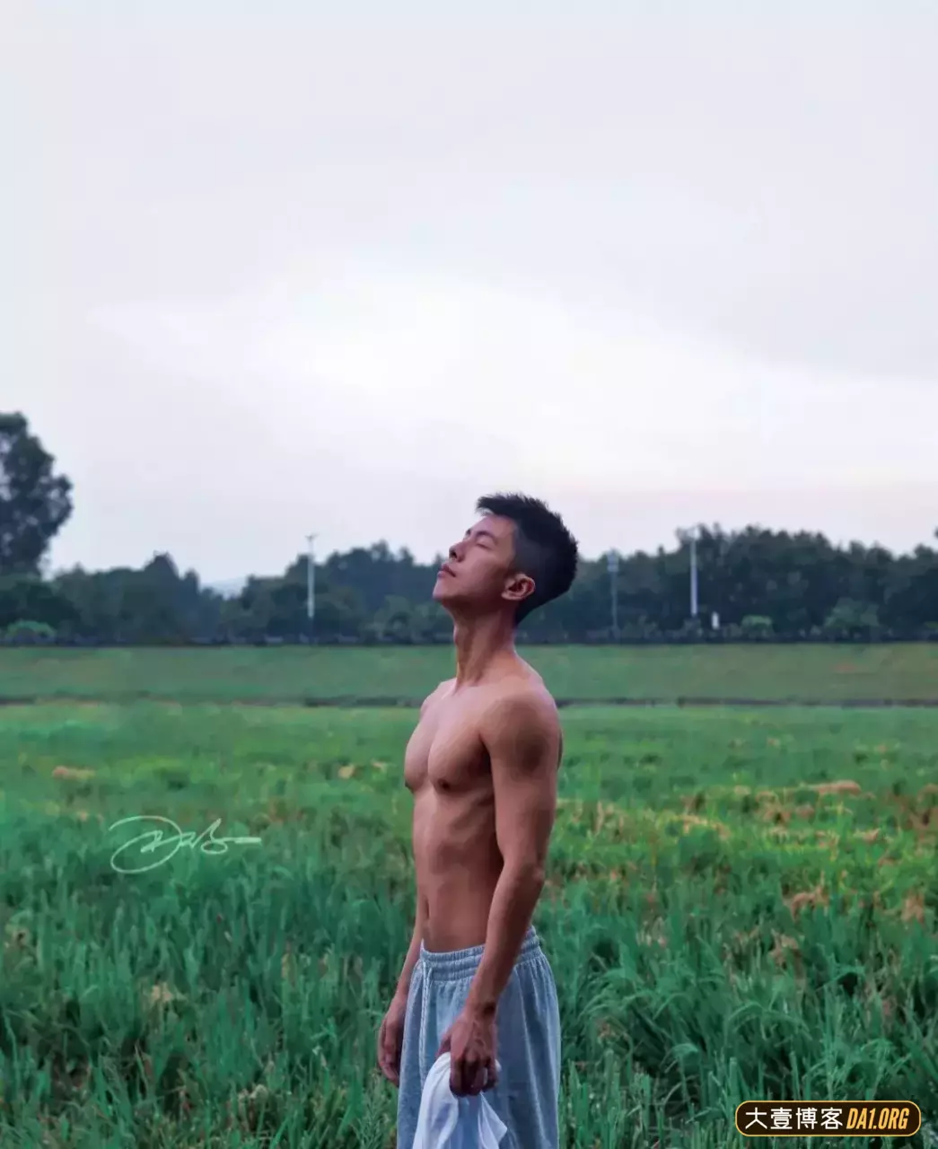 摄影师镜头下的体育生们,氛围感拉满! 摄影师镜头下的体育生们,氛围感拉满!