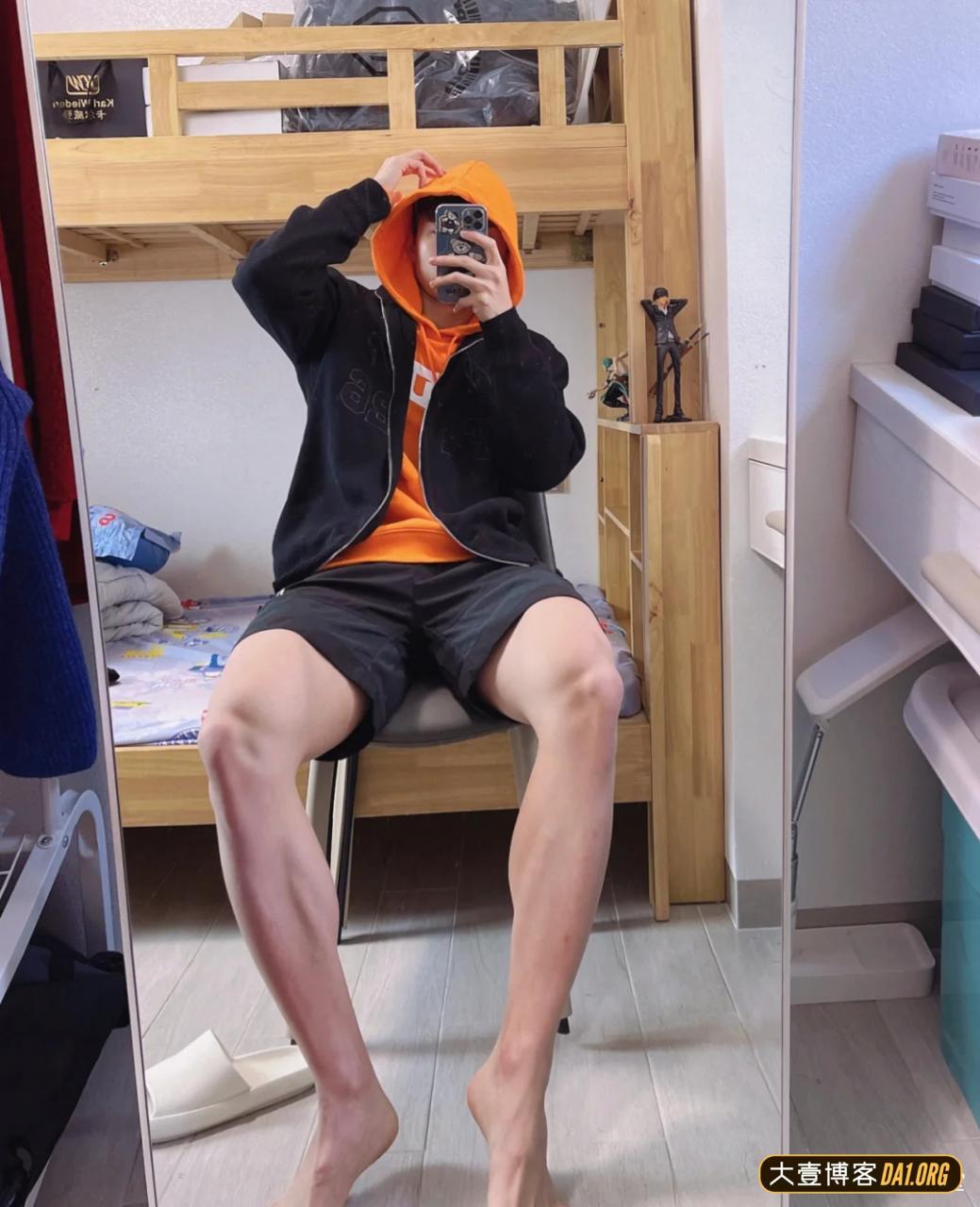 当体育生拥有一双好看的腿是什么体验？