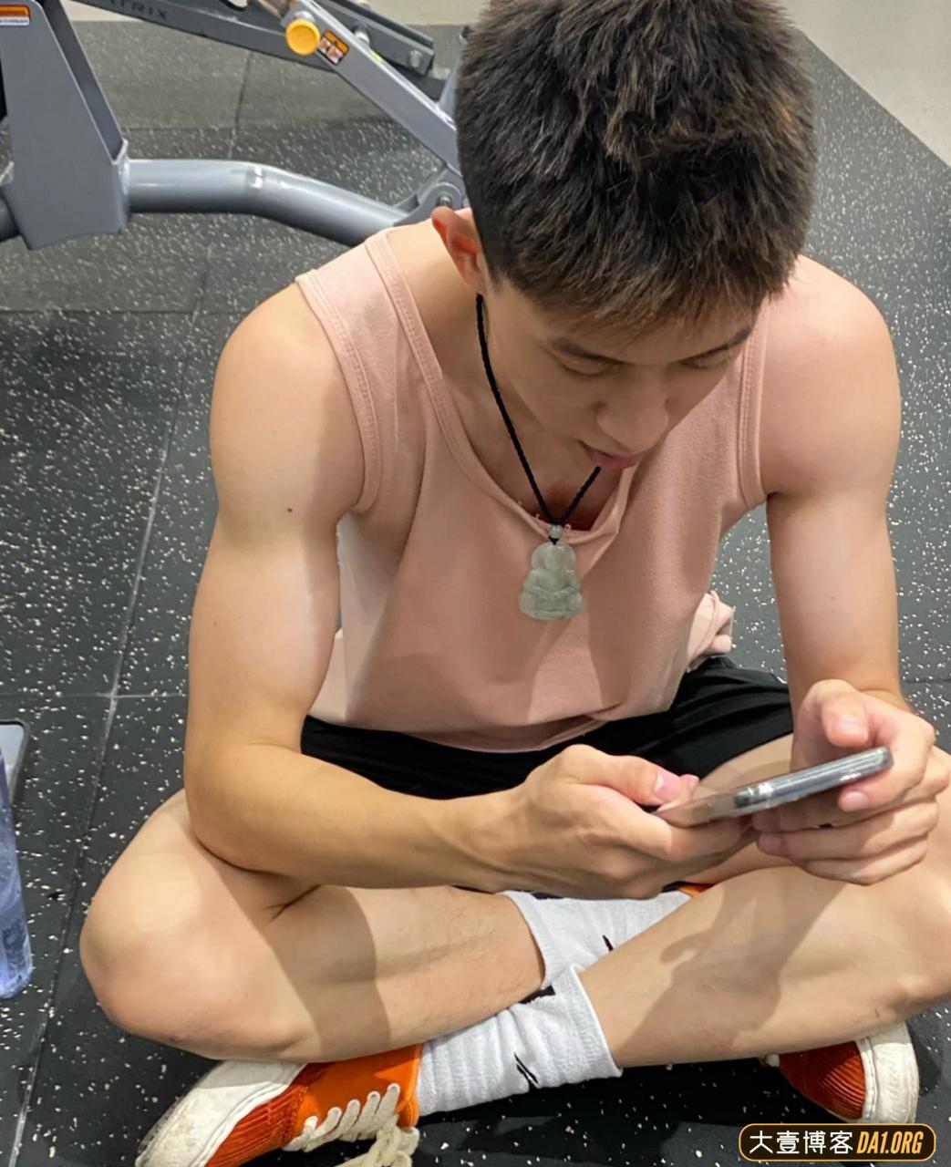 97年潮汕健身小帅：人在前行的过程当中是苦涩的