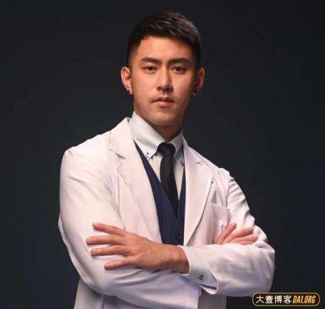 最近超火的帅气牙医小哥哥，会是海王吗？