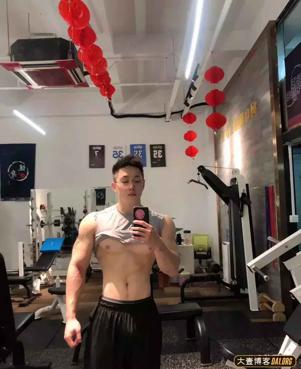 发掘运动会上的帅弟弟，这不是男友模板嘛！