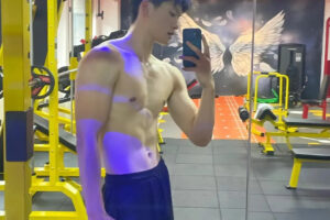 有这样的室友,你几点回寝室?-大壹博客