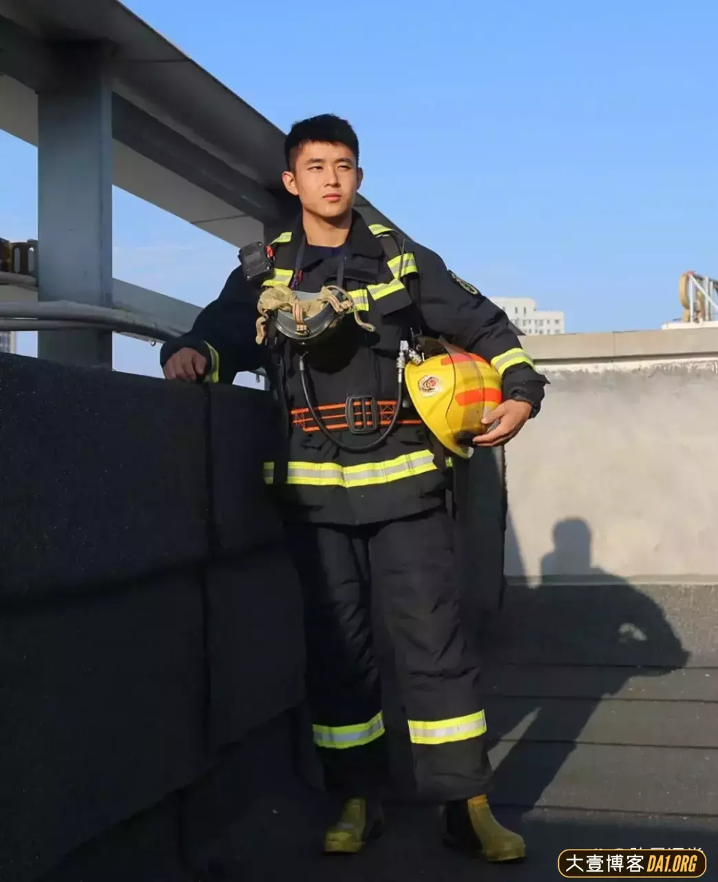 来自郑州的消防兵哥哥，看起来很顾家务实，是父母会喜欢的那种