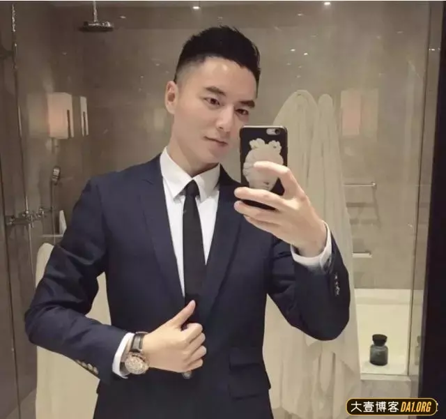 男生最帅正装照,也太帅太A了吧! 男生最帅正装照,也太帅太A了吧!