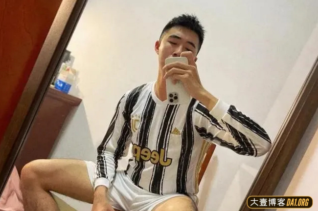 毛发旺盛有味道的足球小哥哥，原生态的青春模样很真实-大壹博客