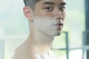 台湾肌肉男模黄景,晏人物为他拍摄的写真,性感迷人,超级喜欢!-大壹博客