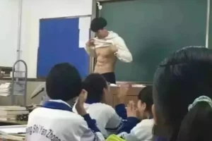 要是你上学的时候有这样的体育老师，还会逃体育课吗？-大壹博客