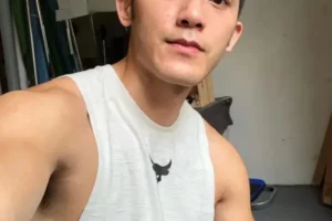男人留胡子前后，有的人从稚嫩过渡到成熟，有的人就是灾难现场！-大壹博客