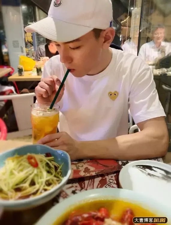 北体大体育生董浩然,长了张偶像剧男主的脸,居家必备系列男友! 北体大体育生董浩然,长了张偶像剧男主的脸,居家必备系列男友!