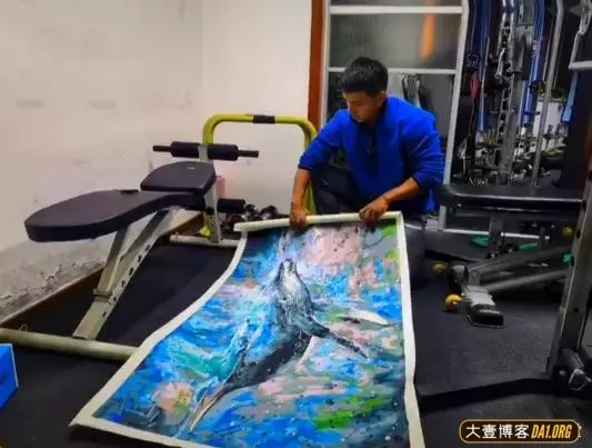 上海漫展cos《鬼灭之刃》角色伊之助的筋肉男火了!1200%还原动画 上海漫展cos《鬼灭之刃》角色伊之助的筋肉男火了!1200%还原动画