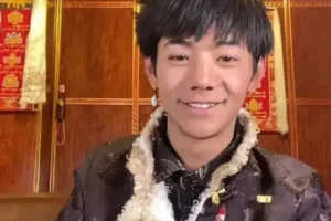 四川观察现场采访藏族小伙丁真是否想当明星，本人最新回应来啦！-大壹博客