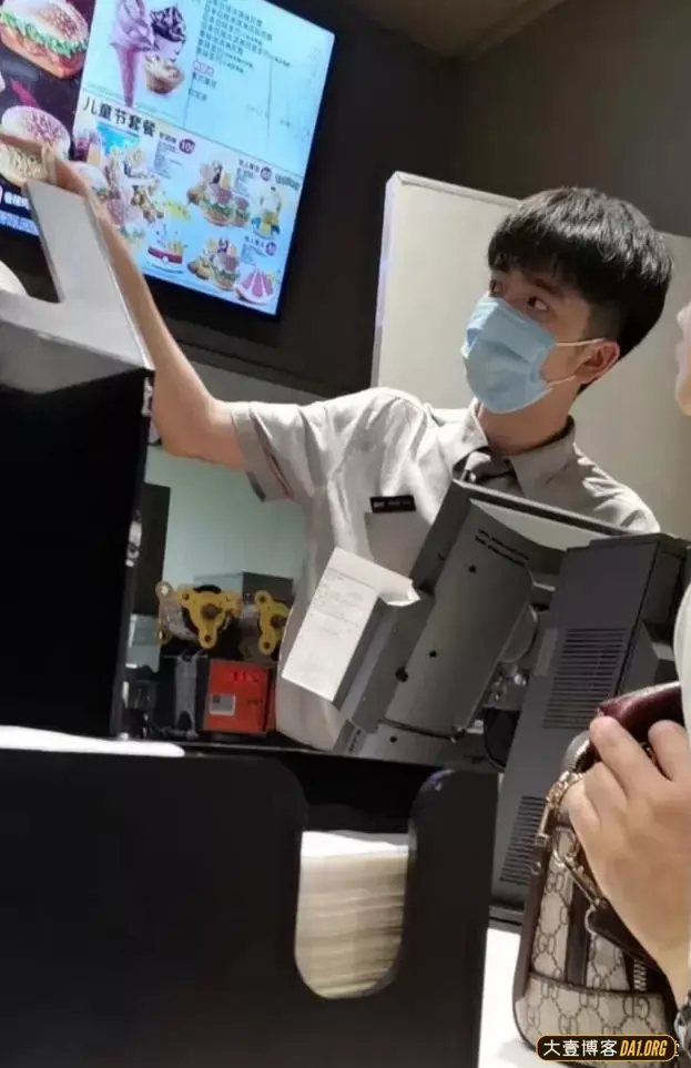 看看这个月,有多少民间小哥哥被捕获了吧! 看看这个月,有多少民间小哥哥被捕获了吧!