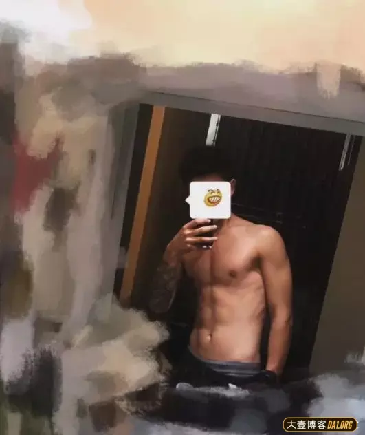 00后帅哥蹦极抓拍太帅了,控制好你的眼泪不要从嘴巴里流出来! 00后帅哥蹦极抓拍太帅了,控制好你的眼泪不要从嘴巴里流出来!
