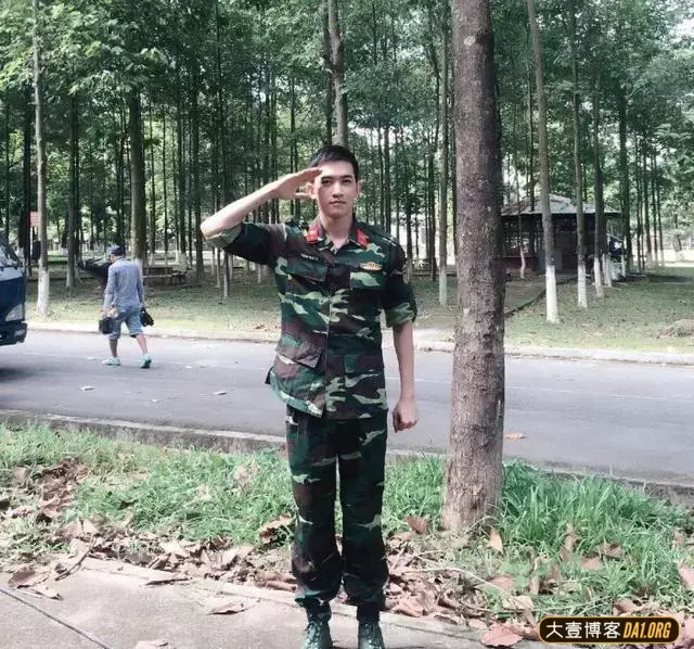 越南小鲜肉兵哥哥,是宝贝们最爱的那一款天菜制服肌肉男! 越南小鲜肉兵哥哥,是宝贝们最爱的那一款天菜制服肌肉男!