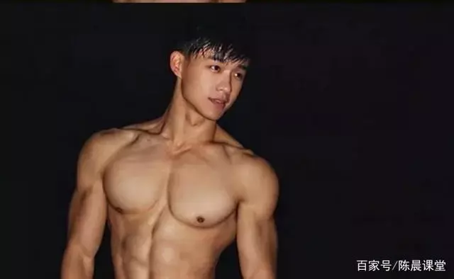 2019年最具人气的12套网红帅哥写真硬照,简直仙到起飞! 2019年最具人气的12套网红帅哥写真硬照,简直仙到起飞!