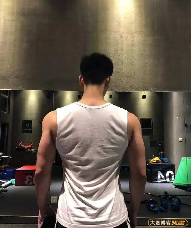 超帅运动系小奶狼,Q弹小肌肉活力满满,尽情地释放着荷尔蒙! 超帅运动系小奶狼,Q弹小肌肉活力满满,尽情地释放着荷尔蒙!