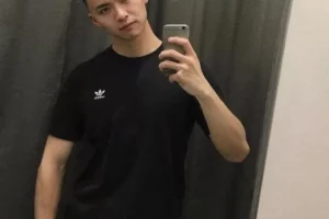三位肌肉体育生男朋友在线等你挑，你会选择哪一个？-大壹博客