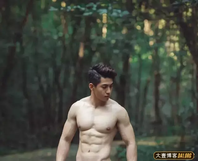 越南国民级网红模特,火之后疯狂输出写真作品,一组比一组精彩! 越南国民级网红模特,火之后疯狂输出写真作品,一组比一组精彩!