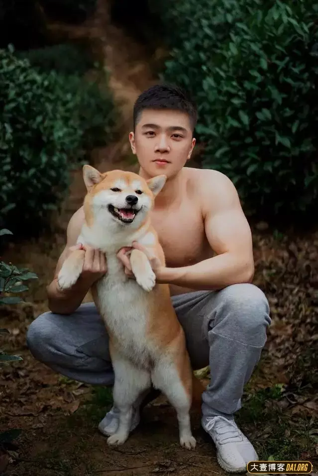 颜值肌肉零差评!回顾2019年火遍朋友圈的“恋爱脸”帅哥! 颜值肌肉零差评!回顾2019年火遍朋友圈的“恋爱脸”帅哥!