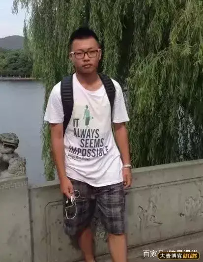 97年广东小伙健身:从胖子转变型男的不易路程! 97年广东小伙健身:从胖子转变型男的不易路程!