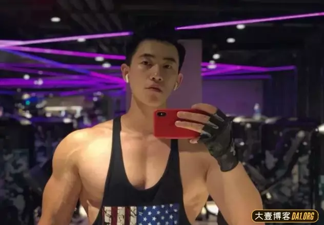 健身是一个,只要你努力就会有回报的运动! 健身是一个,只要你努力就会有回报的运动!