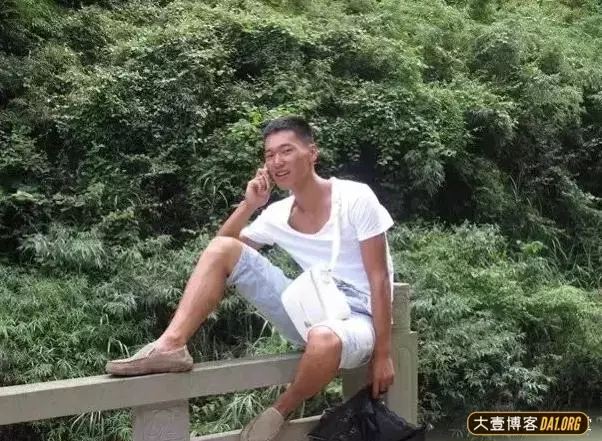 重庆小伙:要做超级棒的中国肌肉模特! 重庆小伙:要做超级棒的中国肌肉模特!