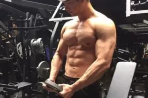 安徽汉子秀身材：腹肌+胸肌超级吸睛！-大壹博客