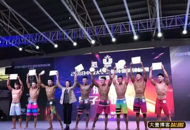 全国健模冠军:相信所有坚韧不拔的努力,迟早会得到最好的报酬! 全国健模冠军:相信所有坚韧不拔的努力,迟早会得到最好的报酬!