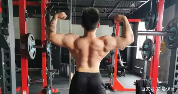 00后陕西小伙健身:这身材够硬! 00后陕西小伙健身:这身材够硬!