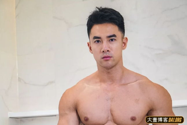 双11肌肉男模们上演性感大戏，看看你最想把哪个带走？-大壹博客