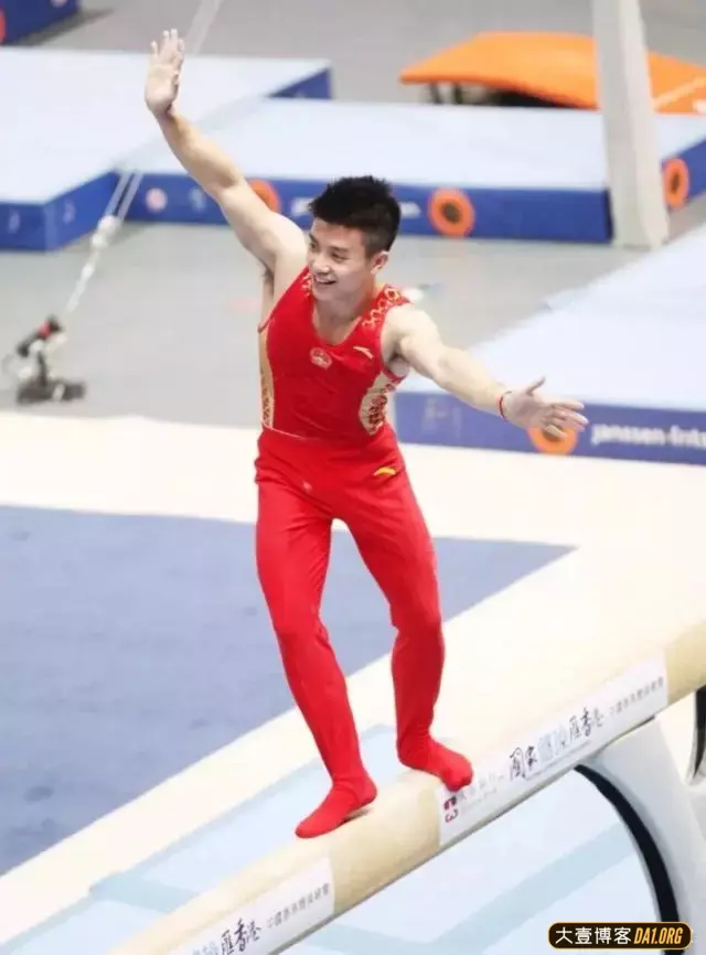 中国体操队帅哥除了纪练深还有一位,他长着一张帅气软萌的可爱脸 中国体操队帅哥除了纪练深还有一位,他长着一张帅气软萌的可爱脸