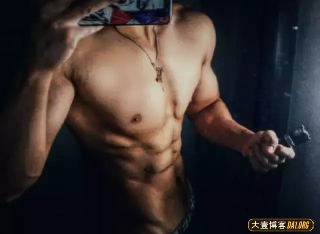 新疆小哥健身:改变自我,挑战自我,从现在开始! 新疆小哥健身:改变自我,挑战自我,从现在开始!