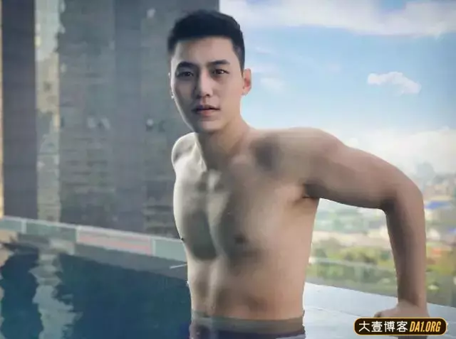 撞脸钟汉良的地铁小帅哥:气质干净,长相清爽不油腻 撞脸钟汉良的地铁小帅哥:气质干净,长相清爽不油腻