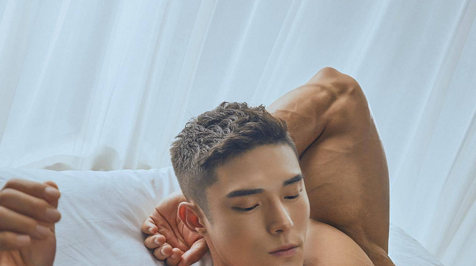 韩国健身男模申正镇：肌肉线条分明，简直就是行走的艺术品！-大壹博客