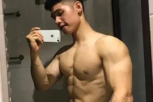 00后单眼皮精壮肌肉学弟:每一处肌肉都刚刚好,真的太喜欢啦-大壹博客