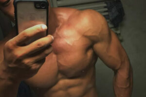 因为一张写真，他从胖子逆袭成筋肉男！-大壹博客