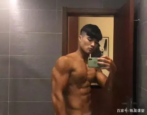 00后温州小伙:想要别人认可自己,首先自己要认可自己! 00后温州小伙:想要别人认可自己,首先自己要认可自己!