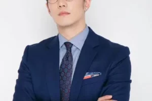 中医界刘昊然——郎东哲，有情有义双商在线！-大壹博客