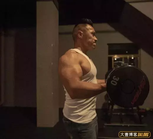 健身就是要相信自己,别人可以的你也一定能行! 健身就是要相信自己,别人可以的你也一定能行!