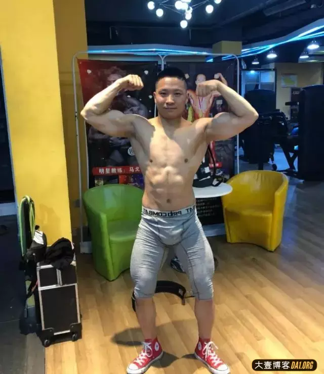 西安小伙健身感悟:浪费时间是所有支出中最奢侈及最昂贵的 西安小伙健身感悟:浪费时间是所有支出中最奢侈及最昂贵的