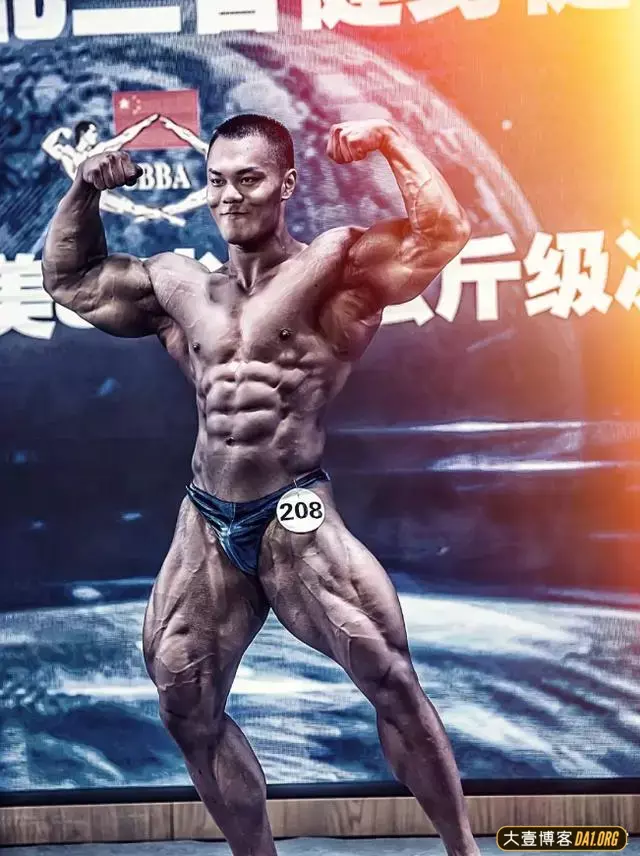 你是否努力地去实现自我,走出属于自己的道路 你是否努力地去实现自我,走出属于自己的道路