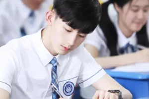 少年派郭俊辰，郭俊辰是直是弯？-大壹博客